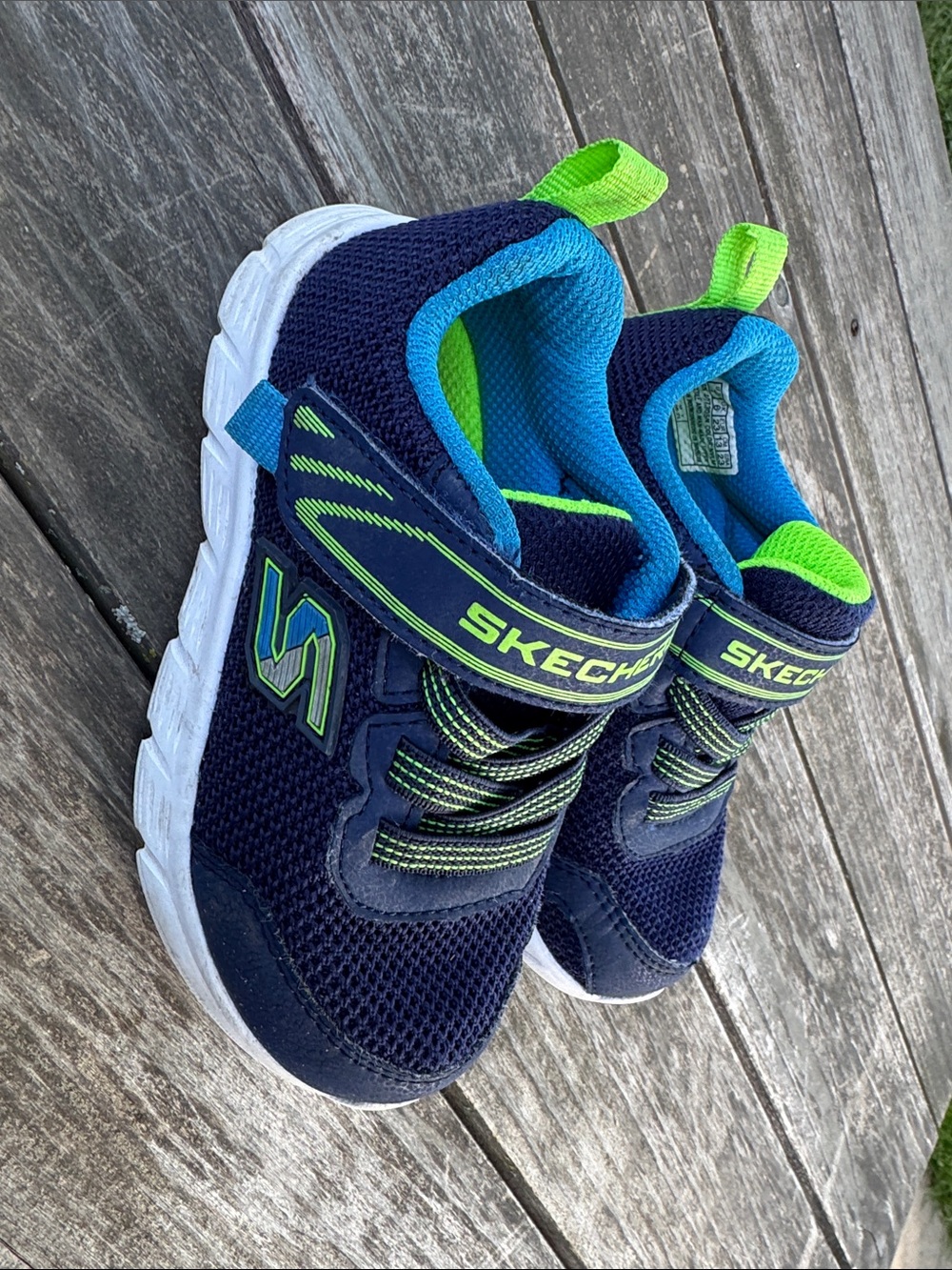 Skechers Kids Navy Blue & Lime Green Athletic Sneakers Size 7 Toddler